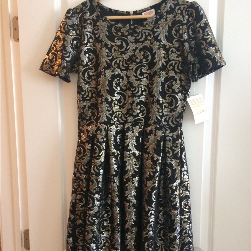 BNWT L Lularoe Elegant Amelia